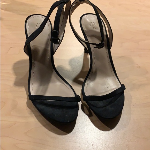 Heels from H&M - Picture 3 of 4